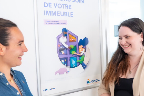 Foncia - discussion entre collègues